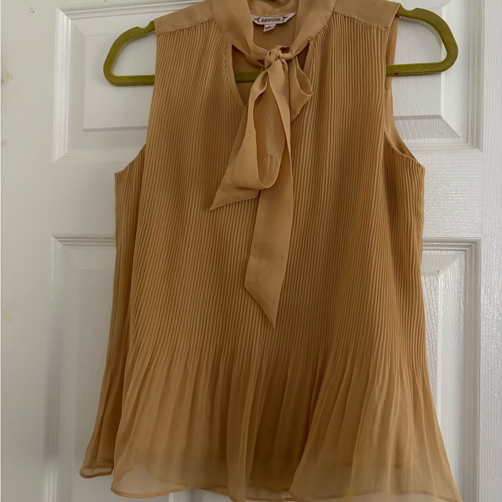 🧡 NANETTE LEPORE- Pleated Tie Neck Sleeveless Blouse – Size Small